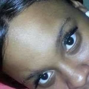 Meet your Posher, Shana